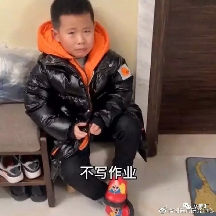 【爆笑】海底捞还包教作业？网友：哈哈哈哈还有什么是服务员不会的？（组图） - 43