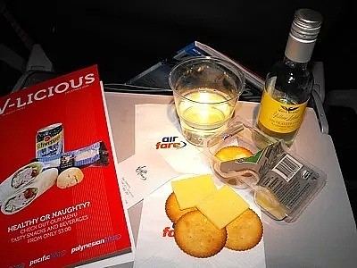 来看看澳洲航线上，哪家机餐最好吃？谁家空姐最漂亮？ - 9