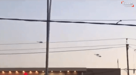 美国直升机在伊拉克上空盘旋（视频截图）