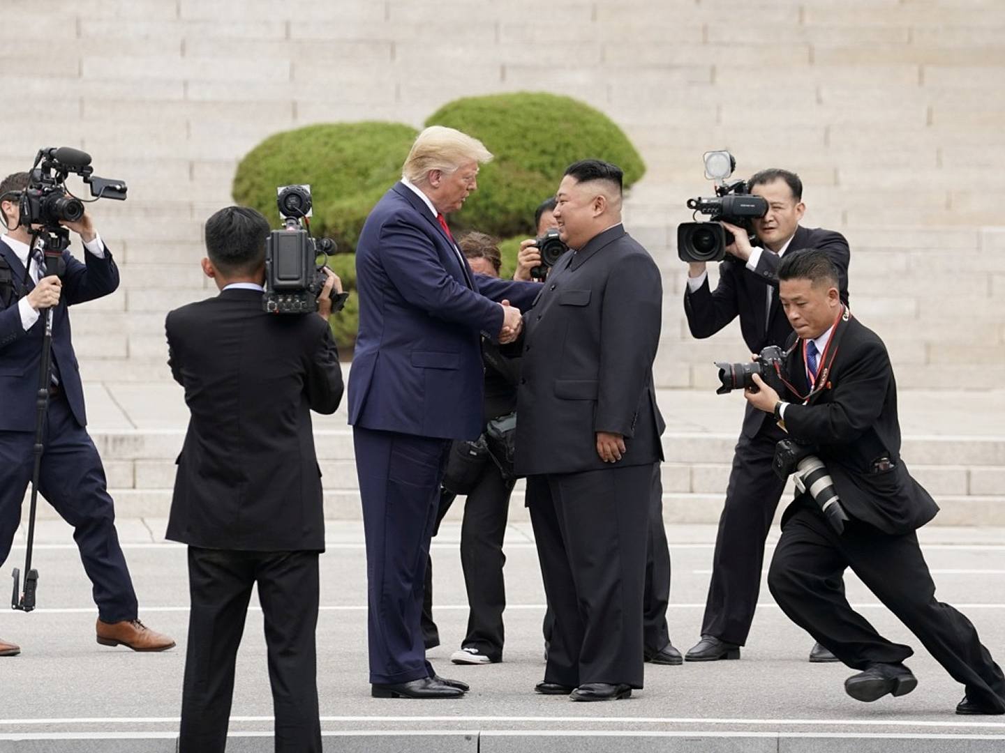 美国总统特朗普2019年6月30日在韩国板门店与金正恩会晤之后，美朝谈判依旧毫无进展。（Reuters）