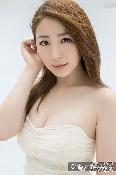 【美女】性感女星吉川友精彩写真，肤如凝脂颜如白玉！（组图） - 18