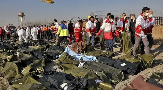 176死含63名加拿大人！机师蹊跷未求救，伊朗坠机极不寻常，官方改口坠机原因（组图） - 16
