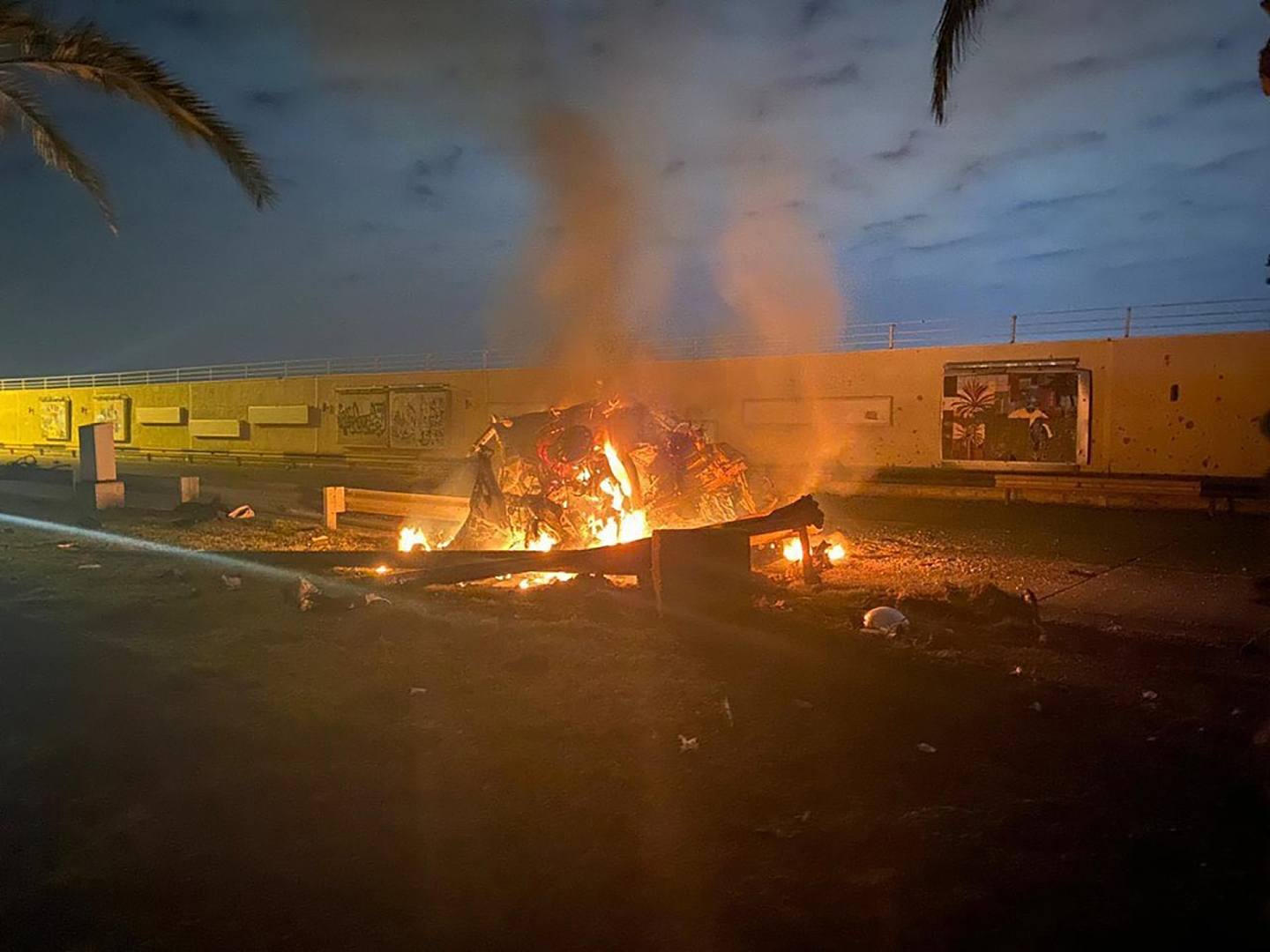 暗杀行动发生在1月3日，苏莱曼尼所乘车辆在巴格达遭美国导弹袭击。（AP）