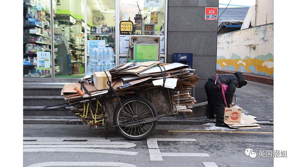 80岁奶奶卖淫赚钱，老人活得长久成了一种诅咒… （组图） - 1