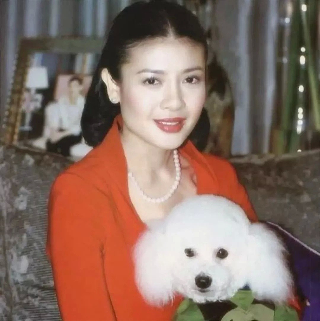 泰国新贵妃被废两个月后惨死监狱？这出泰式宫斗剧，普通人活不过第一集（组图） - 25