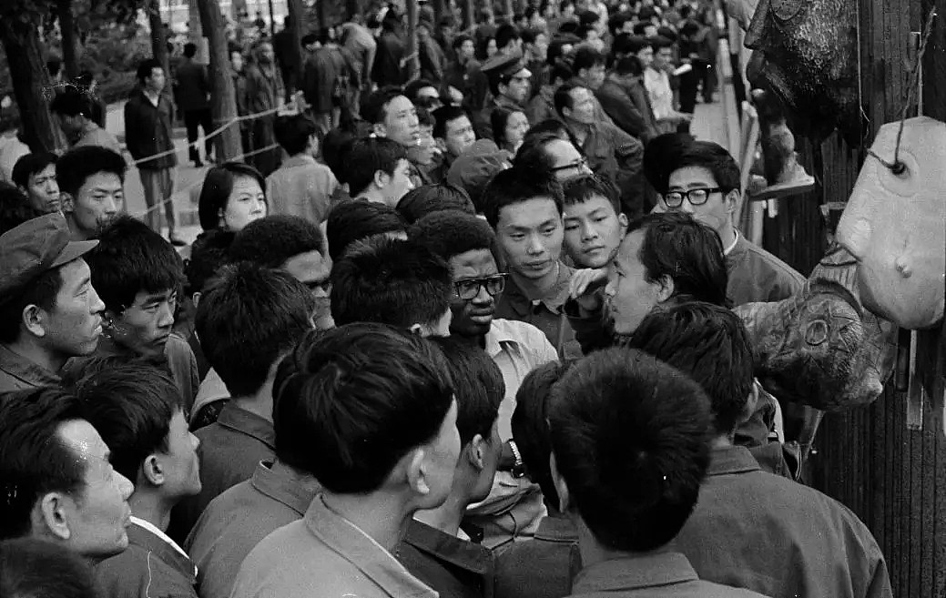 一群北京文青冲上街头，媒体不报、没有网络，却让中国人记了40年（视频/组图） - 51