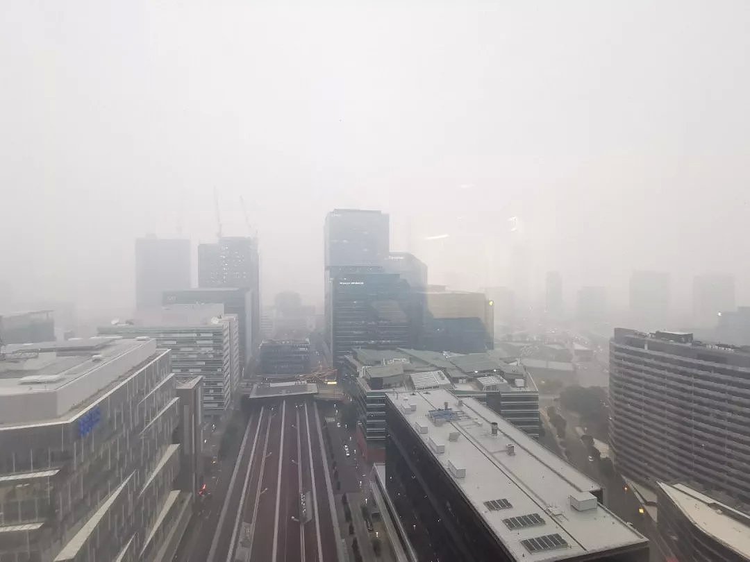 墨尔本今天雾霾爆表、血日当空！PM 2.5一度逼近900，出门就是找死！全市浓烟火警响了178次！ - 36
