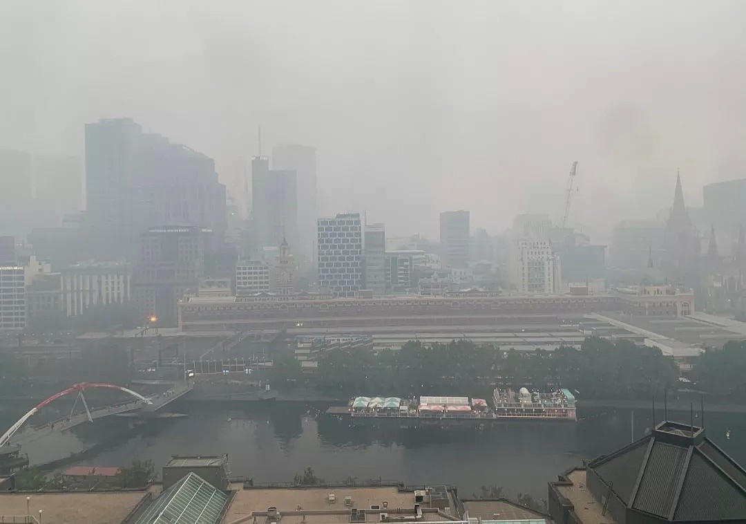 墨尔本今天雾霾爆表、血日当空！PM 2.5一度逼近900，出门就是找死！全市浓烟火警响了178次！ - 41