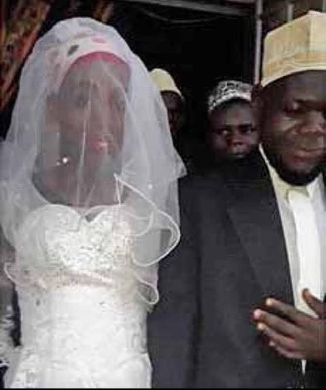 乌干达27岁男子结婚两周，却发现妻子是男儿身，过程崩溃让人捧腹