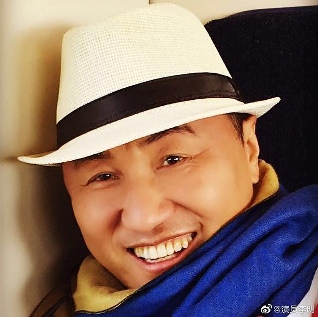 痛心！金鸡奖演员李保国与赵忠祥同天去世年仅58岁，潘长江悼念