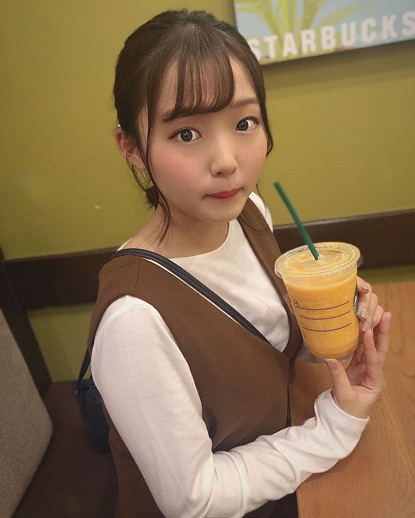 【美女】日本17岁女生被封千年一遇 童颜少女外衣隐藏不能说的秘密（组图） - 7