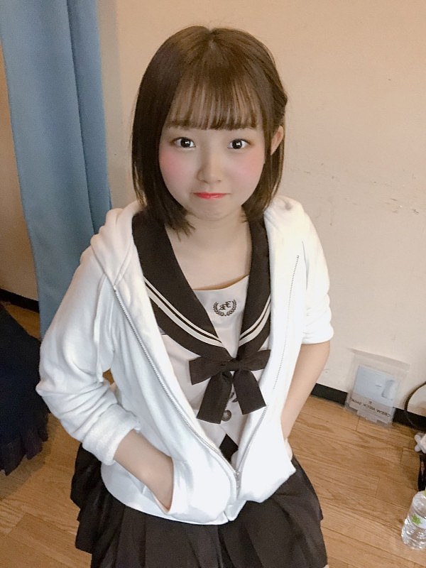【美女】日本17岁女生被封千年一遇 童颜少女外衣隐藏不能说的秘密（组图） - 16