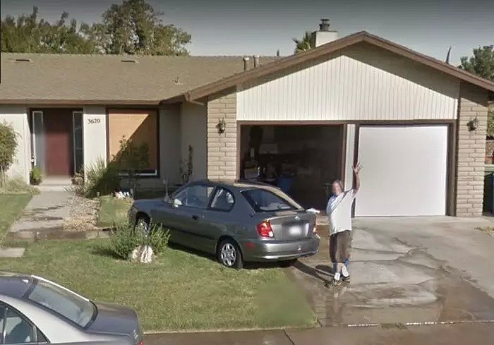 刚刚，我用谷歌街景看了一眼我家房子...当场崩溃痛哭！（组图） - 1