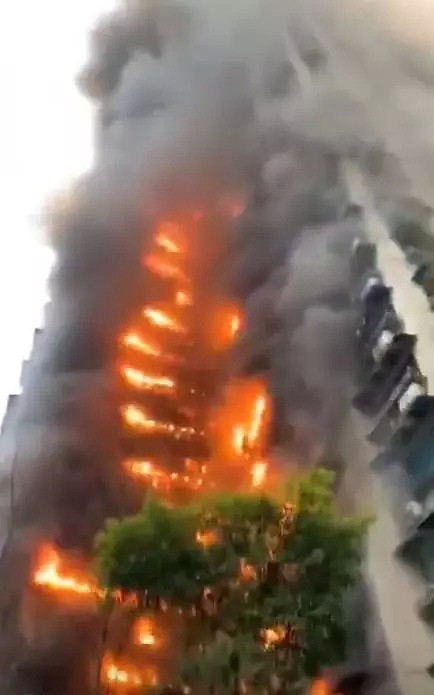 重庆加州花园火灾原因查明：住户吸烟引燃棉被 灭火后复燃致大火（组图） - 1