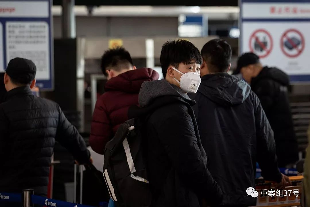 肺炎疫情下的华南海鲜市场：大部分人未戴口罩