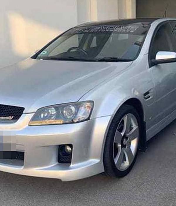 23727170-7916289-She_also_shared_an_image_of_her_Holden_Commodore_pictured_and_sa-a-5_1579710787887.jpg,0