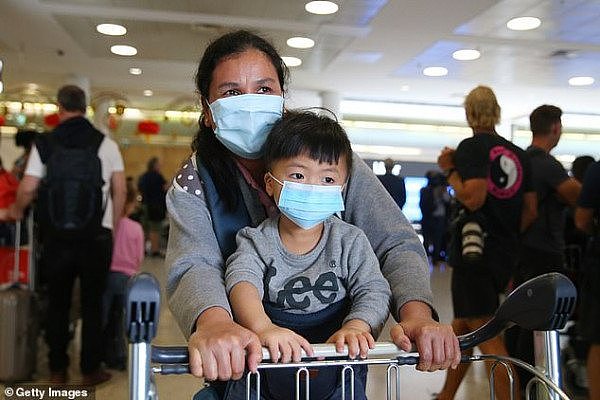 武汉“封城”，最后航班飞抵澳洲！乘客全面强制检疫！专家警告：疫情或扩散来澳（视频/组图） - 9