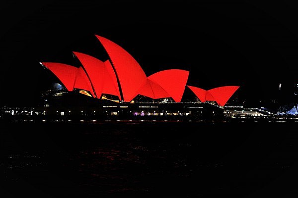 LNY Opera House turns red for Year of the Rat.jpg,0