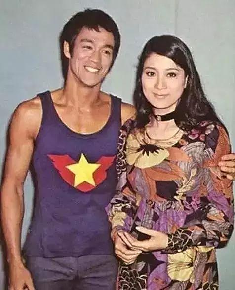 李小龙死在她床上，艳星出道却皈依佛门，离婚后大佬依然养她40年...（组图） - 20