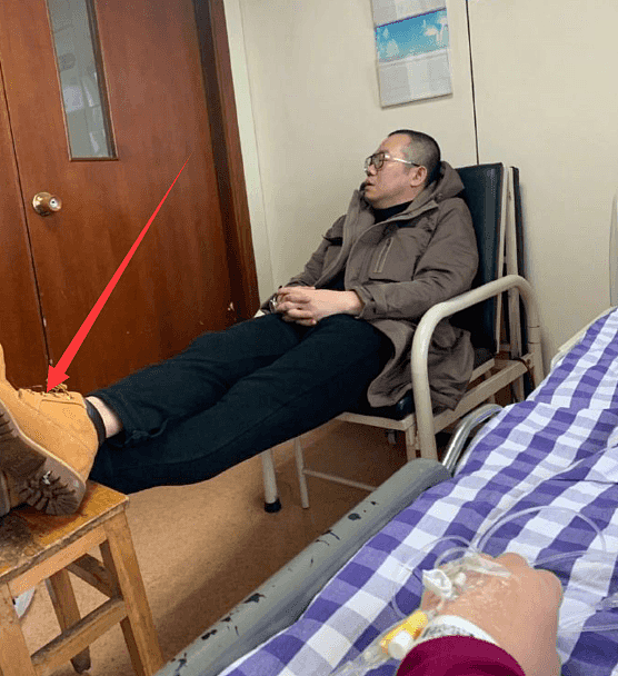 涂磊宣布全家病倒，妻子患上肺炎，他脚下动作再被质疑（组图） - 4