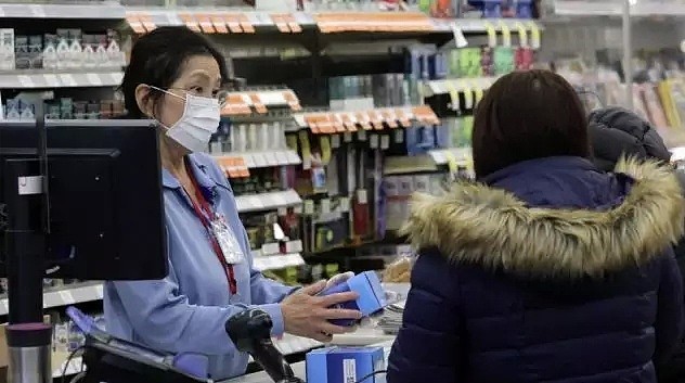 华人不要疯狂买口罩了！加拿大卫生局和专家都说：作用不大！（组图） - 2