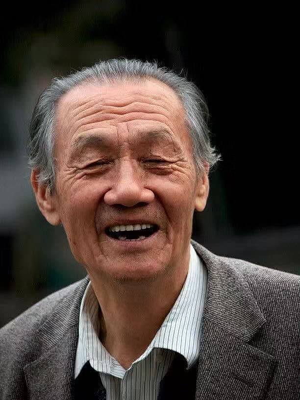 又一位老艺术家仙逝！93岁演员田成仁去世，编剧韩志君发文缅怀 （组图） - 1