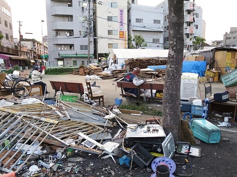 日本现0元酒店却无人敢住!民工暴动放火屡禁不止（组图） - 6