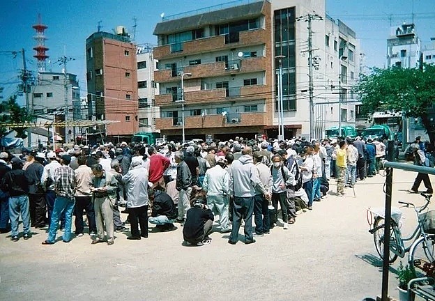 日本现0元酒店却无人敢住!民工暴动放火屡禁不止（组图） - 25