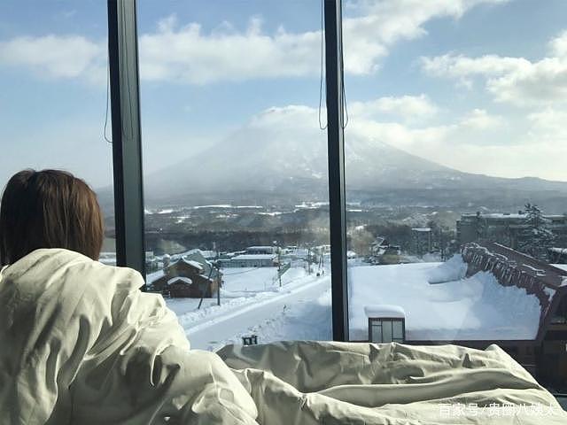 谢霆锋疑与王菲赴日本滑雪，同行好友发烧回酒店隔离（组图） - 2