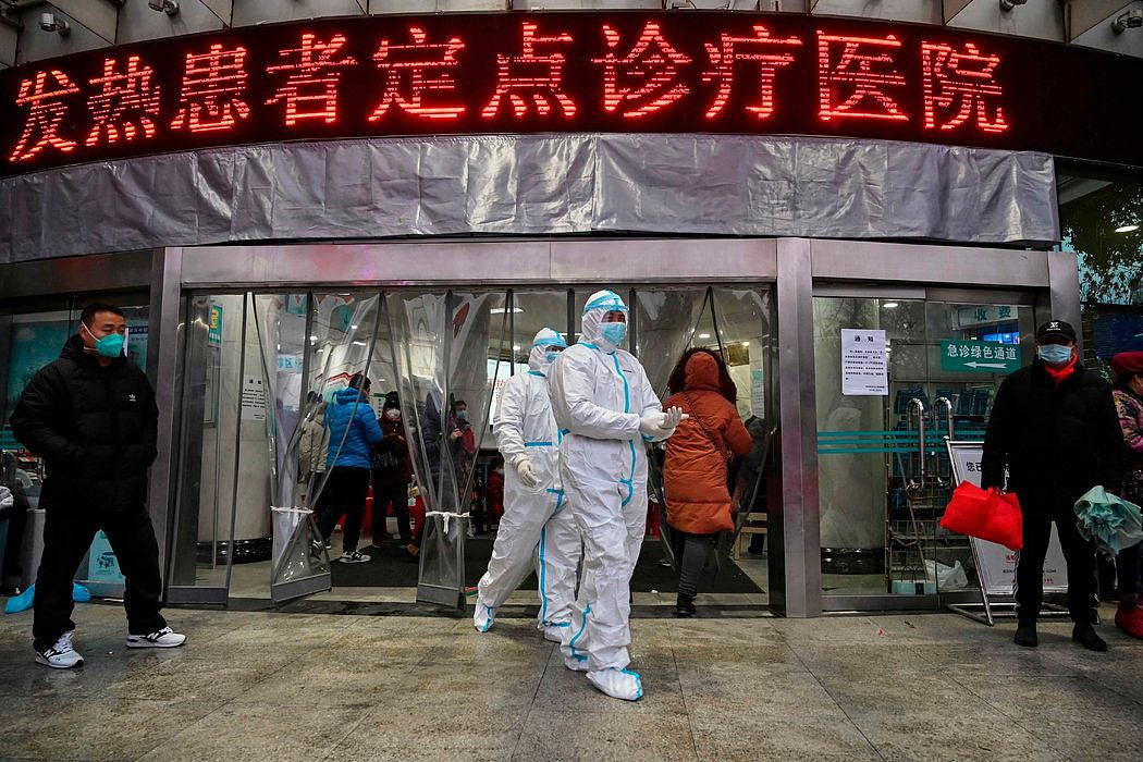 1月25日，武汉市红十字会医院。中国在20日承认一种新型病毒可以在人与人之间传播，但当时疫情已经扩散数周。