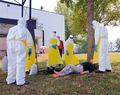 带着剿灭埃博拉病毒的辉煌战绩，美国CDC精英团队援助中国！（组图） - 9