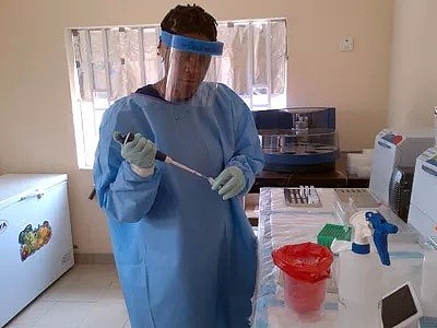 带着剿灭埃博拉病毒的辉煌战绩，美国CDC精英团队援助中国！（组图） - 13