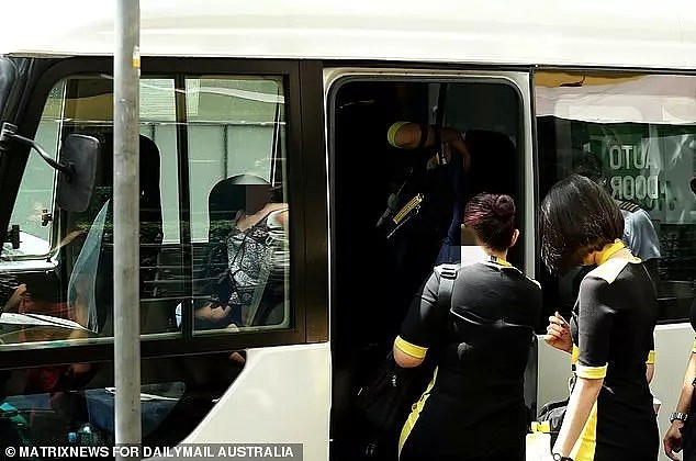 12名中国学生澳洲机场被拘留！有人取消签证，有人财物没收 ！澳媒：80名疑似感染者CBD旅馆内秘密隔离（组图） - 30