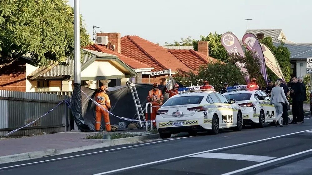 澳洲男子晨跑“偶遇”尸体！血流数英尺！道路关闭，警方展开调查！ - 2