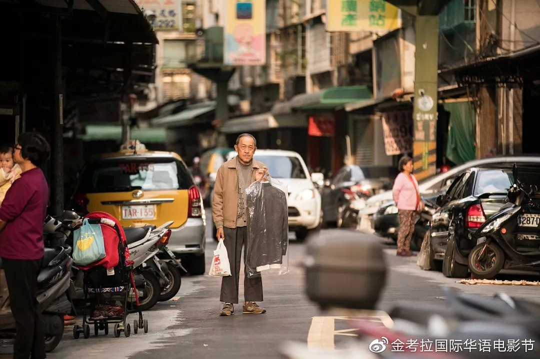 第十届金考拉国际华语电影节获奖名单正式揭晓，《老大人》《第一次的离别》获五项大奖，小戽斗完美人生谢幕。 - 3