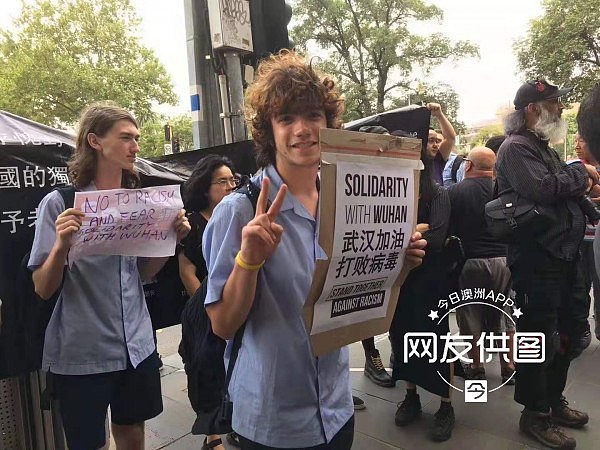 大批澳人墨尔本CBD集会，声援武汉抵制旅行禁令！反对圣诞岛隔离，“赤裸裸歧视！”（组图） - 4