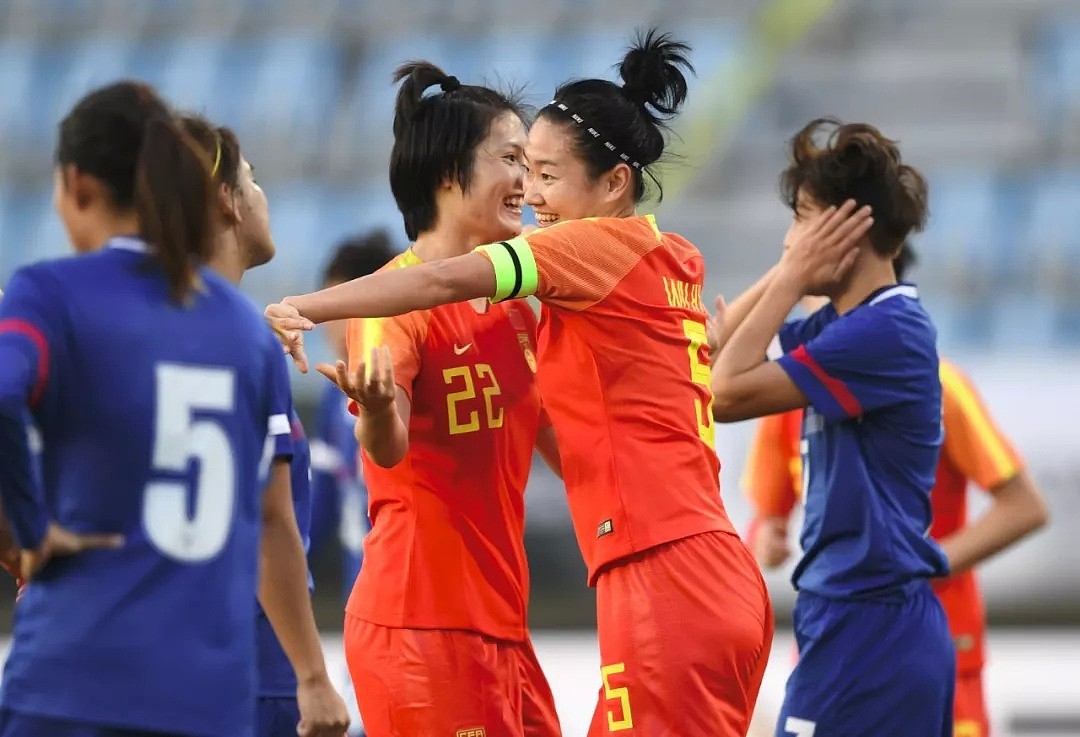 女足加油！中国女足将在悉尼参加奥运资格赛！精神振奋！意气风发！（组图） - 1