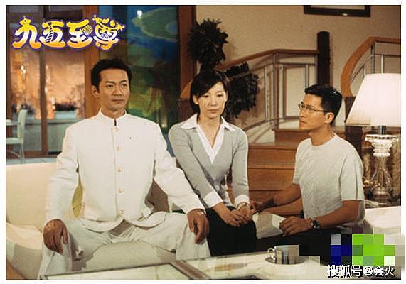 太勇敢！90后男护士自愿去隔离病房，老爸是TVB知名“师奶杀手” （组图） - 12