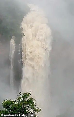 大火过后，暴雨又横扫新州！两次大灾对比照曝光！网友：之前一直求雨，但这也太大了（组图） - 6