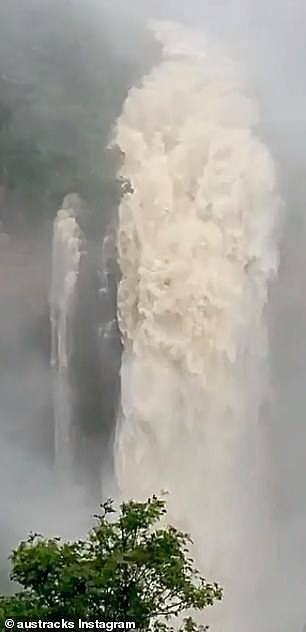 大火过后，暴雨又横扫新州！两次大灾对比照曝光！网友：之前一直求雨，但这也太大了（组图） - 4