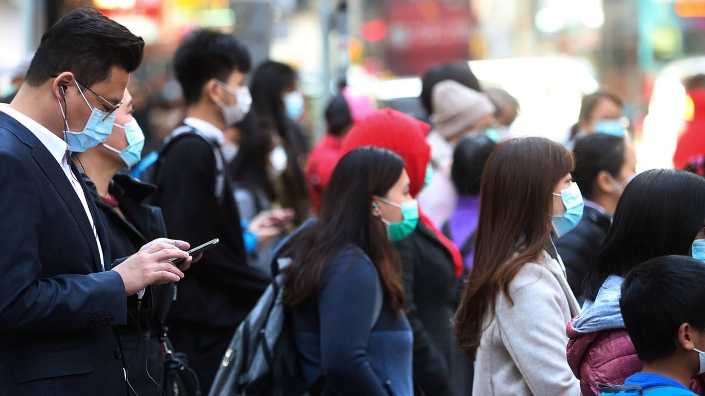 新型冠状病毒肺炎疫情在香港引发居民恐慌。（AP）