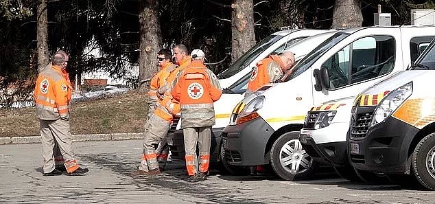 英国“毒王”5天内奇迹治愈，参加多国宴会，已造成11人确诊上千人隔离！民众全慌了…（组图） - 9