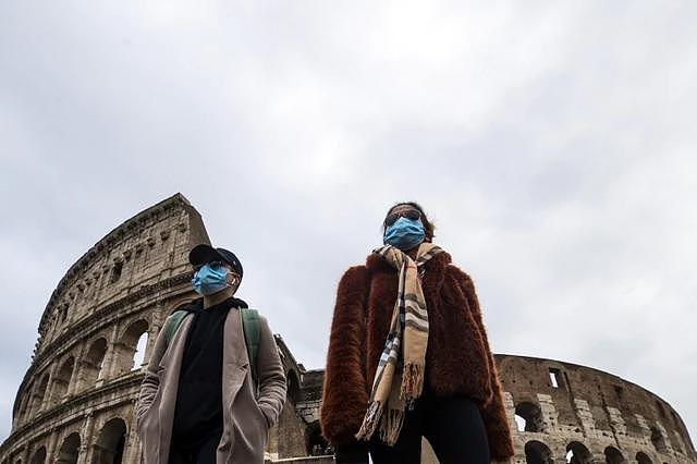 罗马少年街头谩骂中国人“传播病毒”后被捕，市长谴责：不学无术