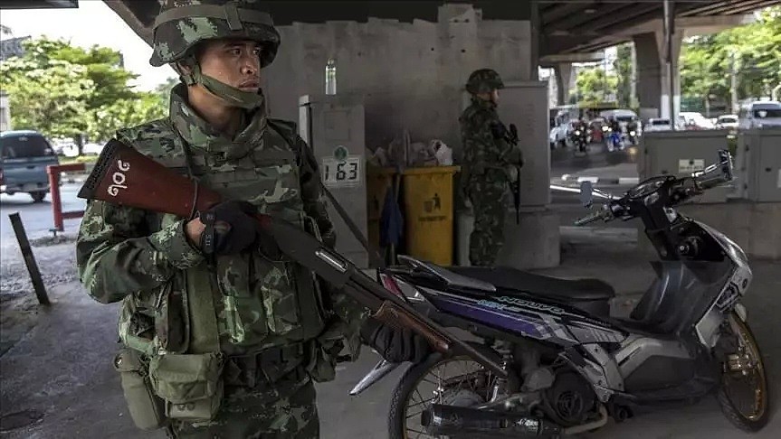 绝望17小时，一个在市中心疯狂屠杀平民的泰国士兵！（组图） - 3