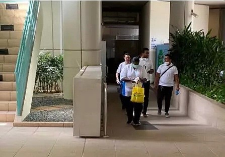 累计确诊67例！新加坡环境大楼发现病例70人紧急撤离，网友呼吁在家办公 - 3