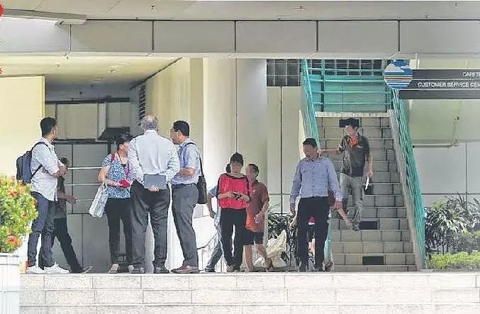 累计确诊67例！新加坡环境大楼发现病例70人紧急撤离，网友呼吁在家办公 - 4