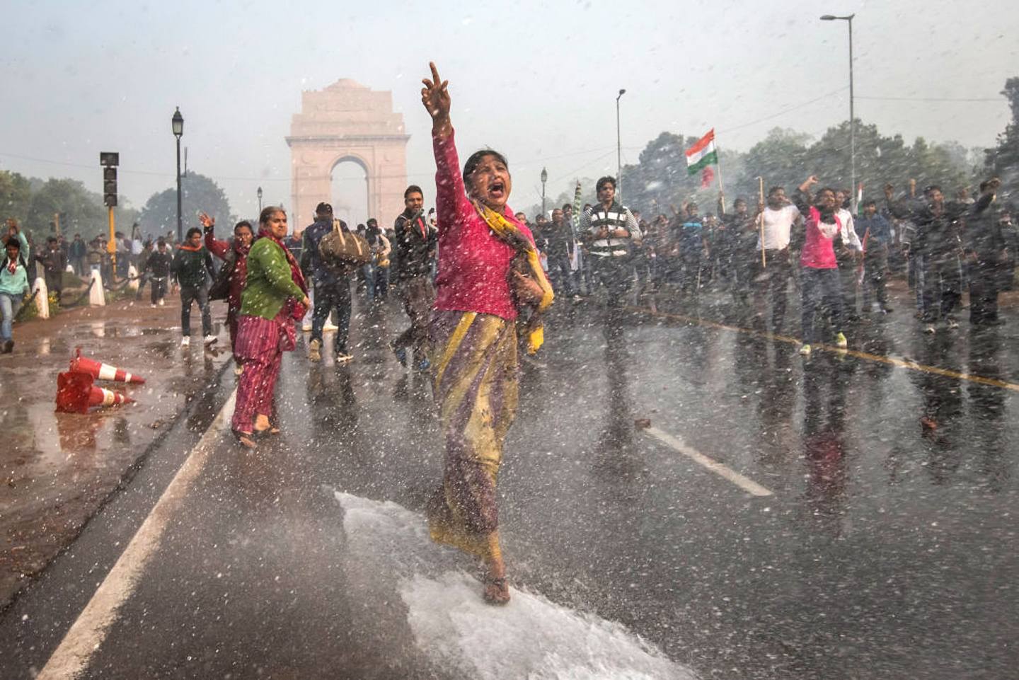 2019年12月23日，新德里街头爆发反政府游行，抗议政府针对女性安全问题所做工作不足。（Getty）