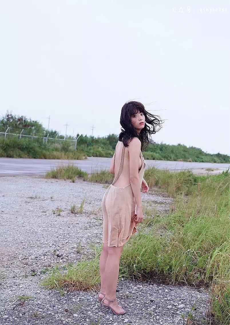 【美女】 日本美少女性感中又带着邪魅，无懈可击的身材如一阵清流（组图） - 6