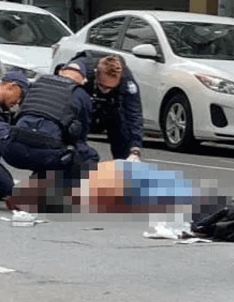 最新！男子在布市CBD持刀行凶，被当街击毙！外国游客被捅伤送医（视频/组图） - 3