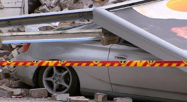 突发！悉尼内西区房屋垮塌，至少两辆小车被压，周边道路封闭！（组图） - 3